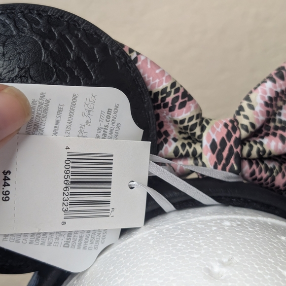 Disney x Loungefly Minnie Mouse Ears - Picture 5 of 7